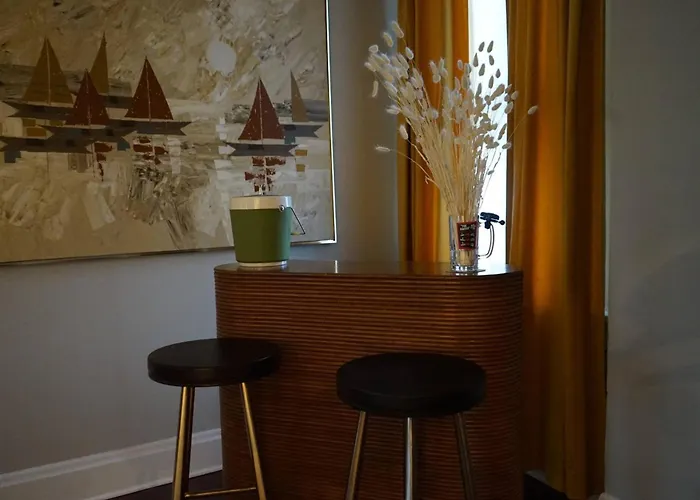Cute Charming Vintage Townhome In German Village Columbus
